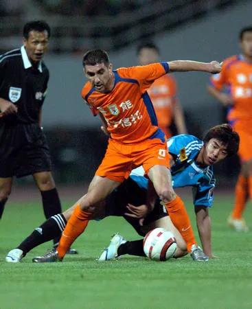 重温赛事-沈青补赛班古拉眼球遭重创，2006年中超联赛（第13轮）