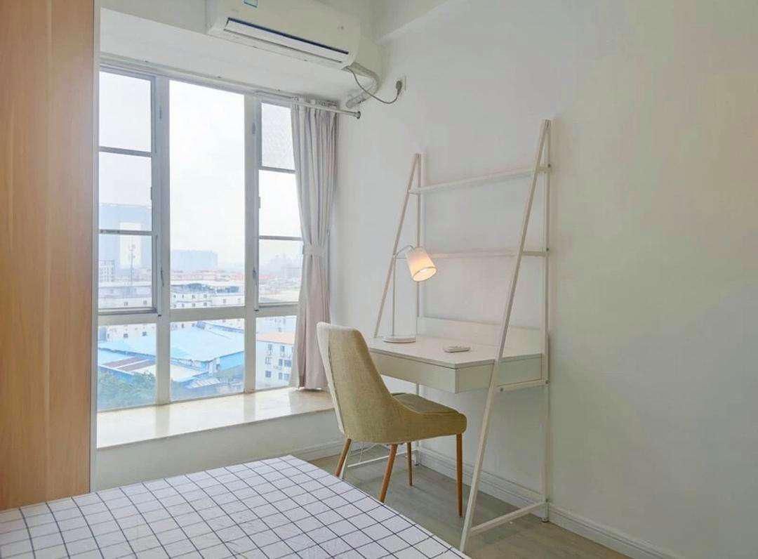 家里没有地方晾衣服怎么设计,家里没位置怎么烘干衣服