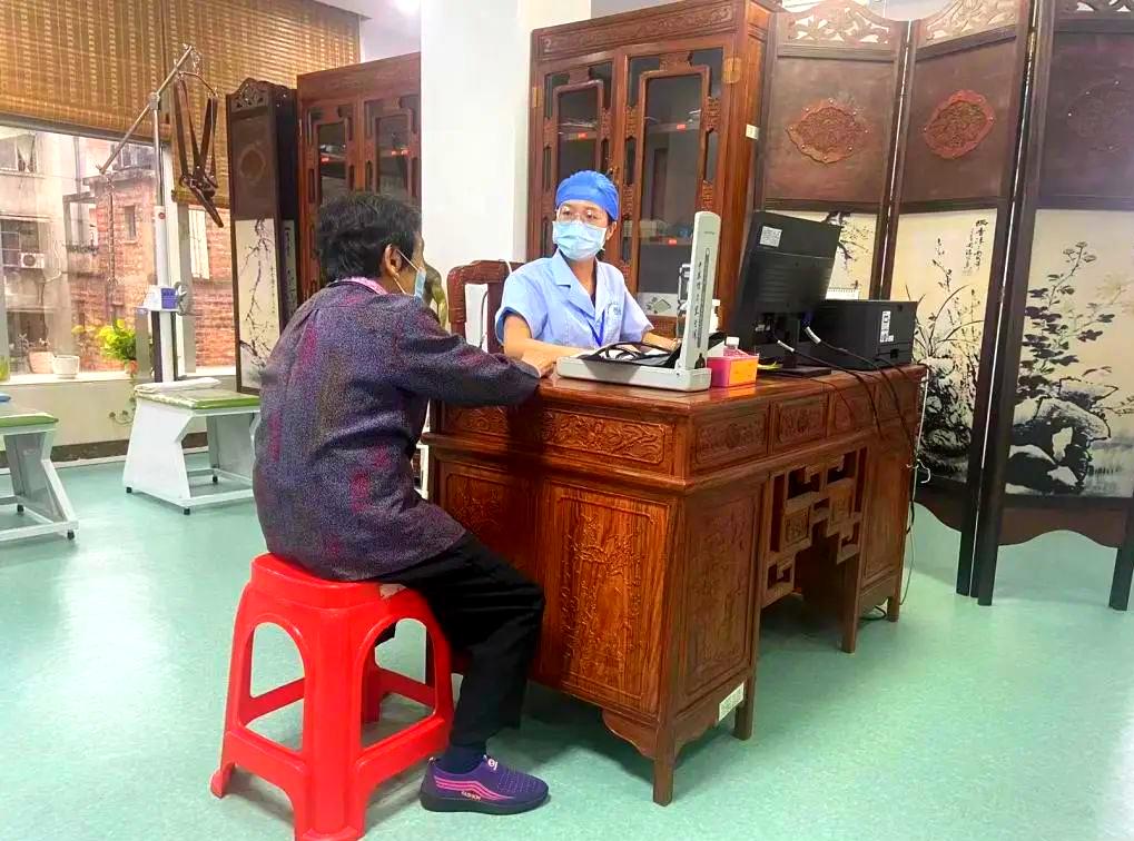 家门口看病不发愁！肇庆中医药如何惠及更多基层百姓？