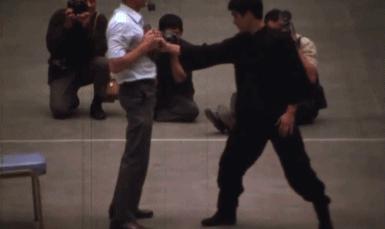 李小龙格斗重量级冠军,李小龙实战美国格斗冠军视频