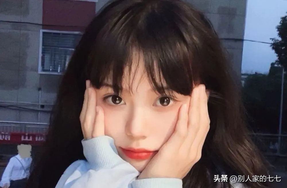 男人有这三种表现说明是喜欢你,男人这几个表现暗示他真心喜欢你