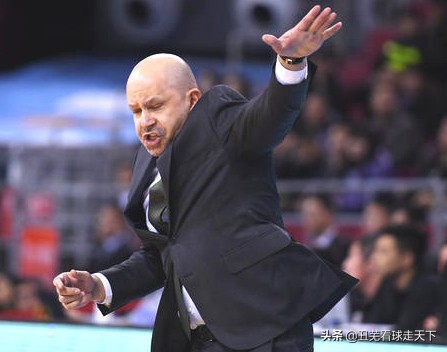 cba教头打战术板,cba主帅们的十八般武艺