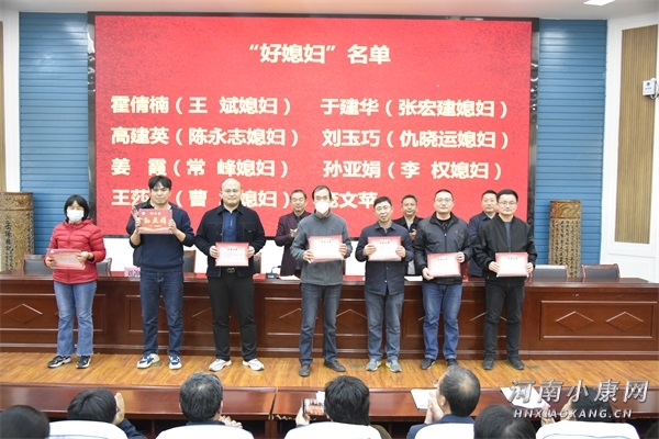 学校举行三八妇女节庆祝活动简讯,开封3.8妇女节活动