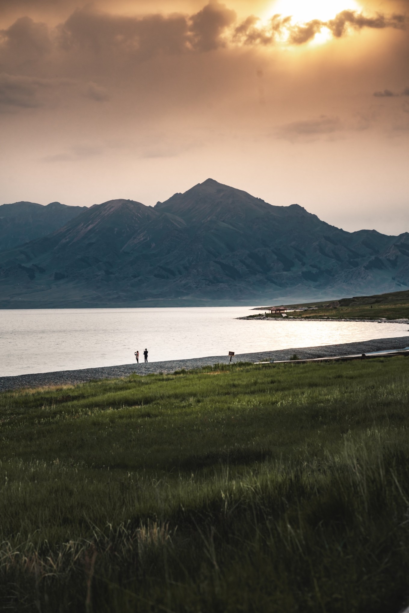 去新疆发现伊犁的美,世界之美尽在伊犁