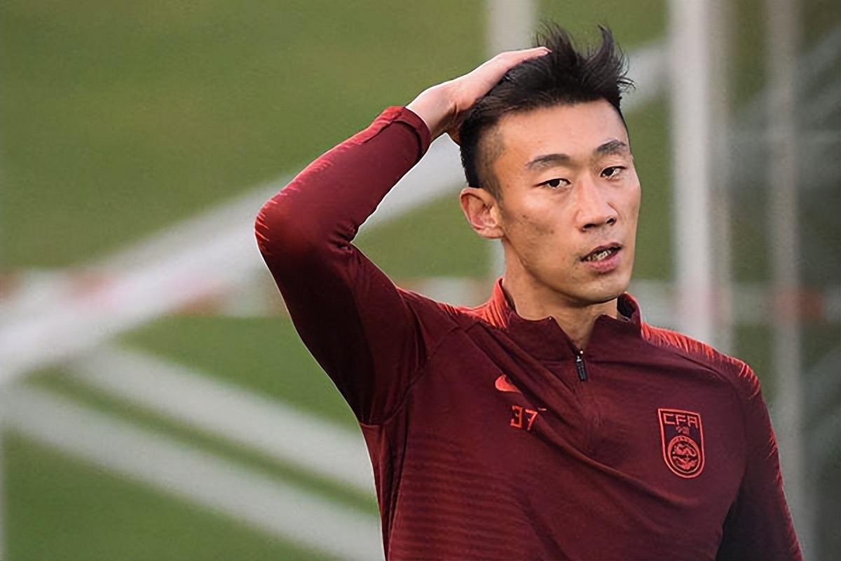 李铁被带走当天细节曝光,李铁凌晨