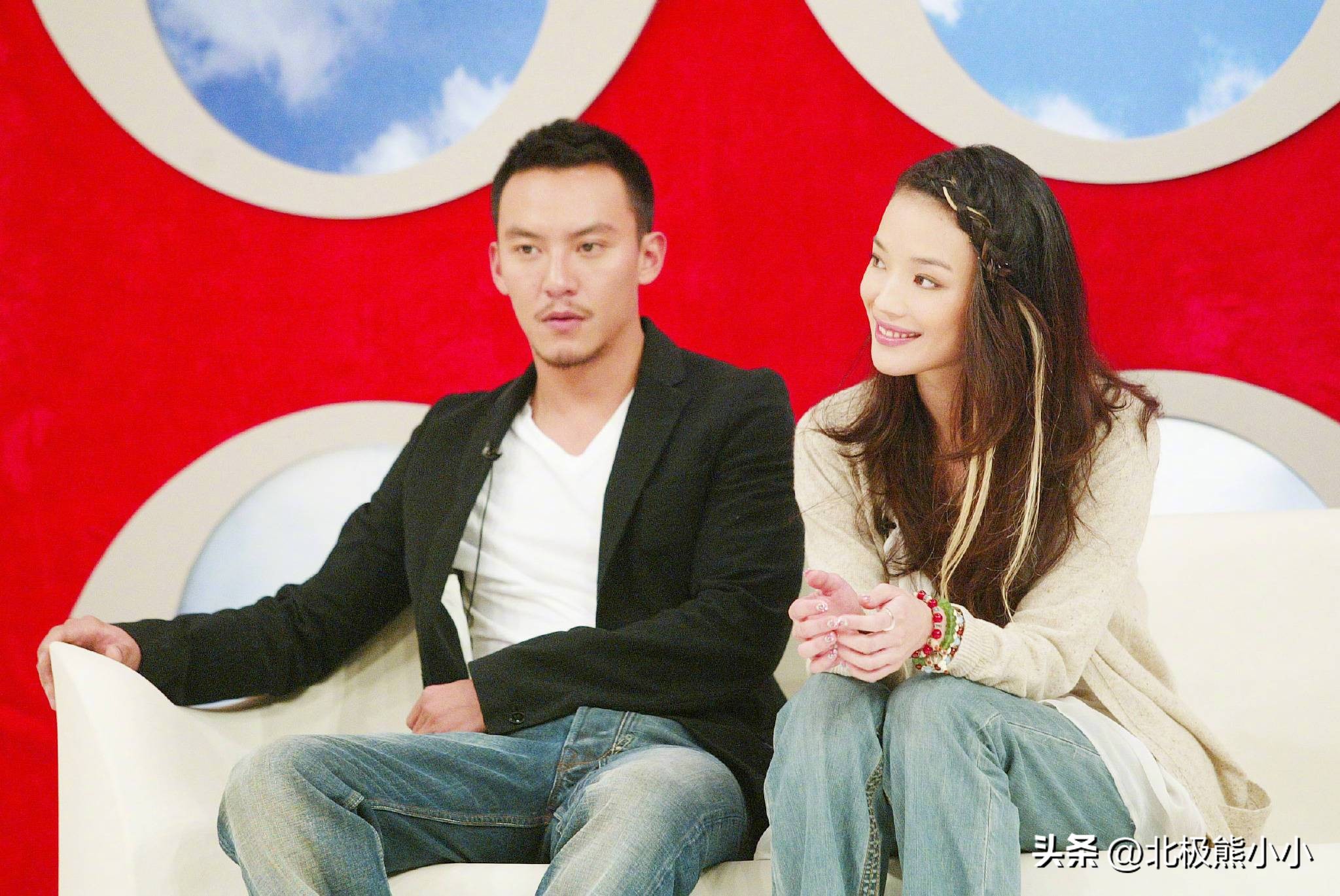 献身大佬一脱成名，私交混乱又当又立，“硬盘女神”舒淇现形记