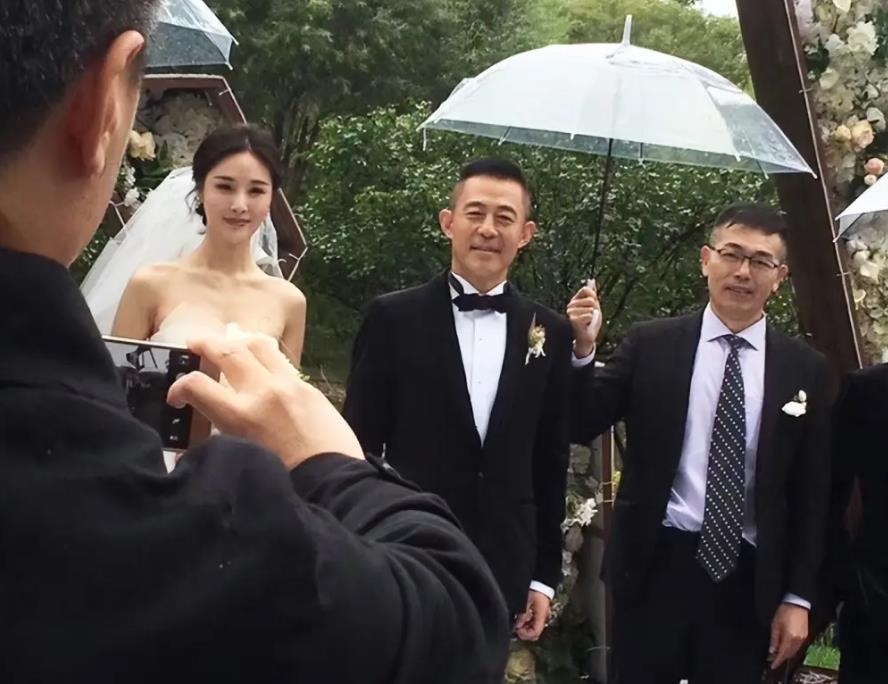 侯勇的三任妻子王瑞个人资料图片,侯勇第三任妻子王瑞是干什么的