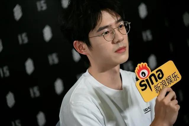 揭秘明星不为人知的丑闻,明星揭露娱乐圈的内幕