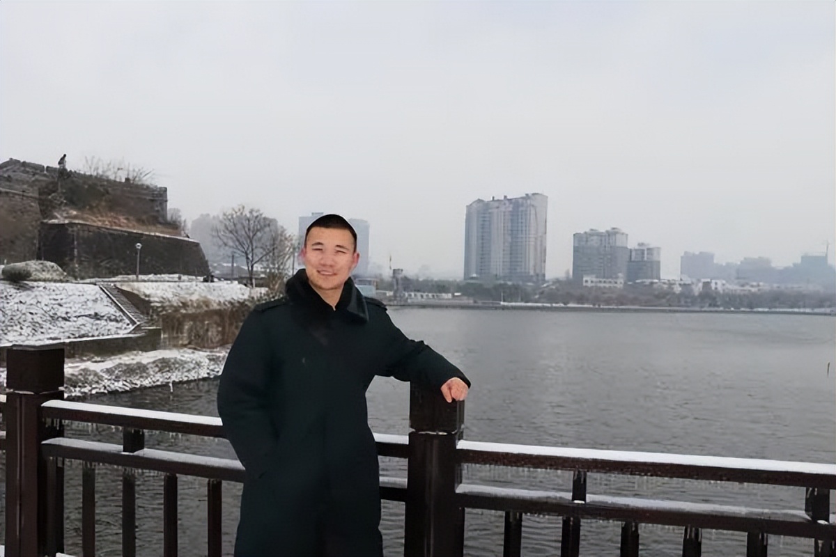 为什么华夏理工学院学费这么贵,为什么选择帝国理工