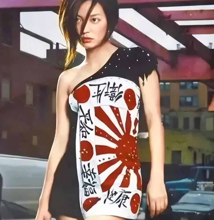 “亲日辱华”顶风作案的赵薇，遭到全网封杀，不再被世人所原谅