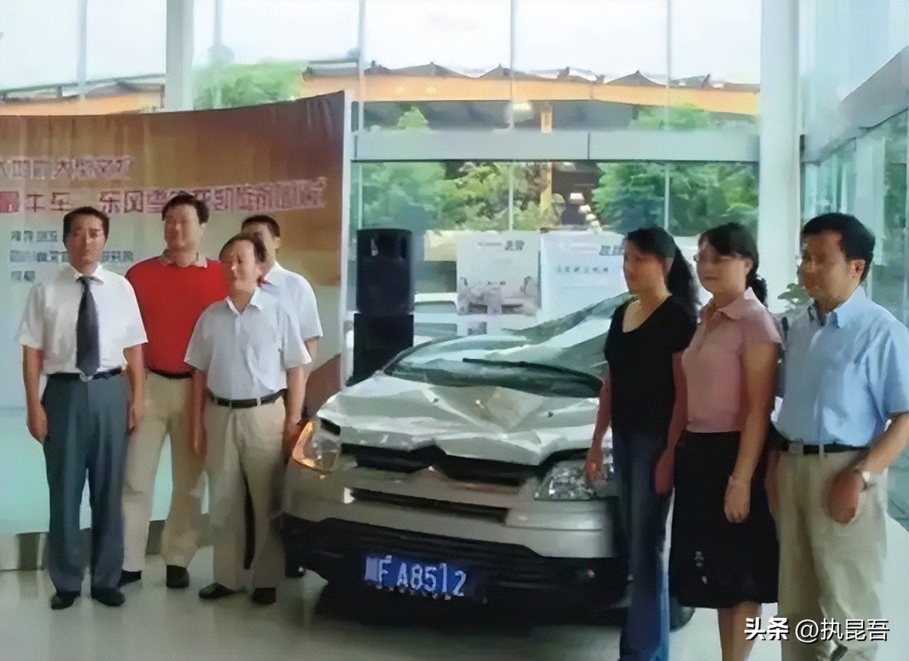 汶川地震留下来的神车,汶川地震博物馆幸存的神车