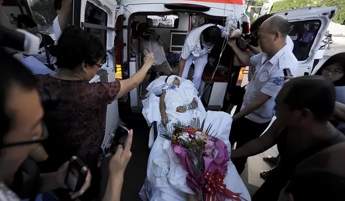 十三岁男孩被灌入高压气后续,男子被高压枪充气后续