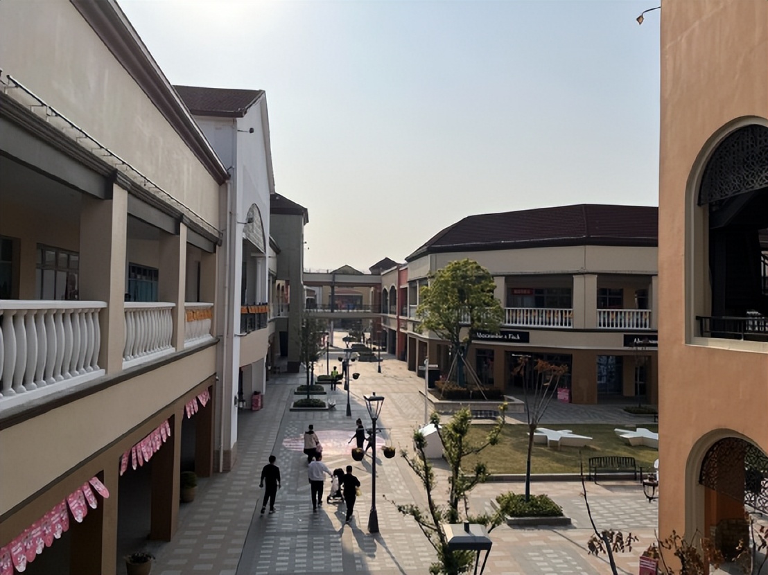 贾汪老城区万达奥特莱斯 (贾汪奥特莱斯和万达)