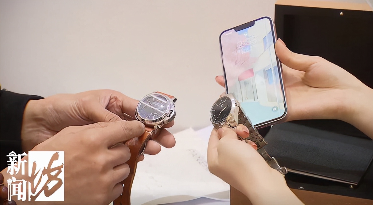 男子花万元购买手表,男子花了7万块买名表