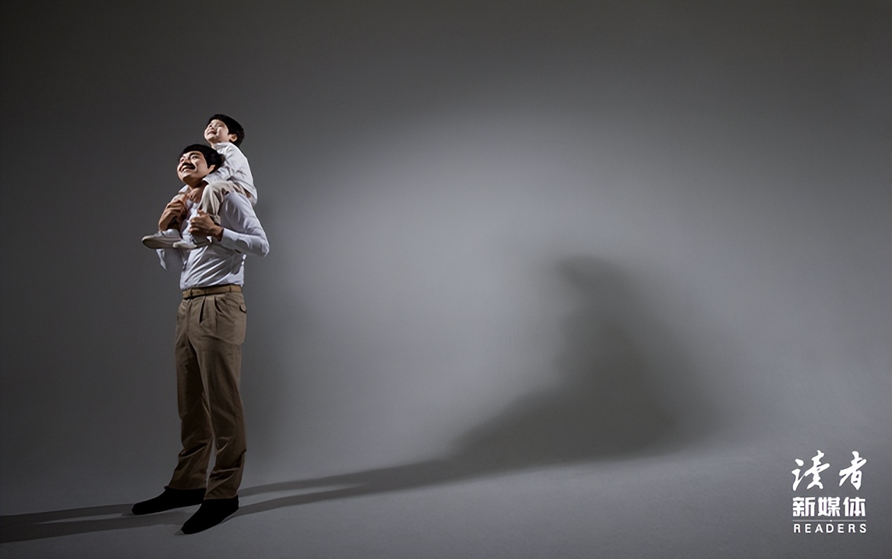 董宇辉经典语录当你痛苦时就看书,董宇辉经典语录努力学习认真生活