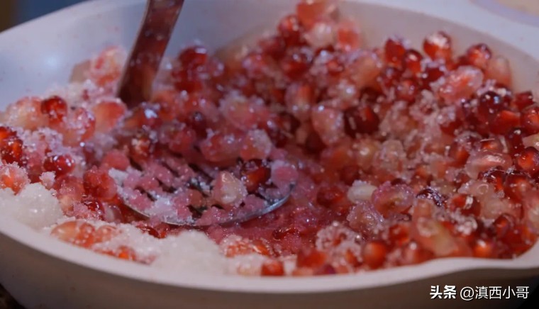 美丽的红宝石石榴,一席一果