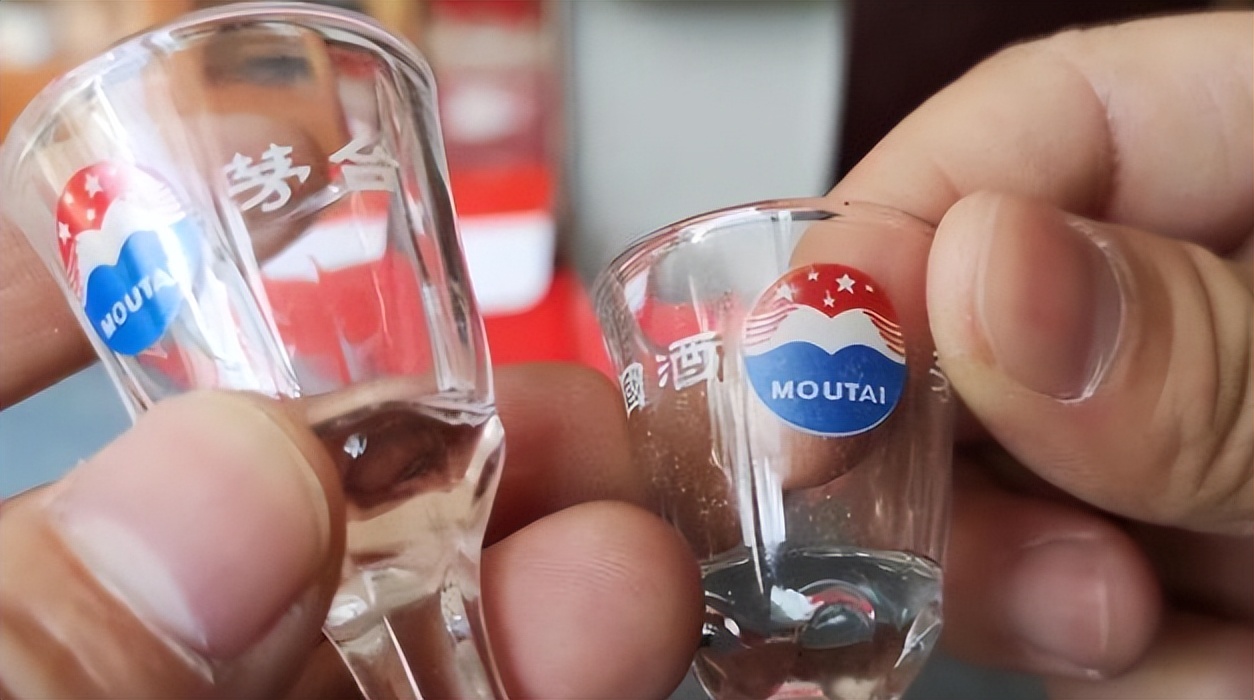 白酒小王子,茅台在国外的价格比国内便宜一半