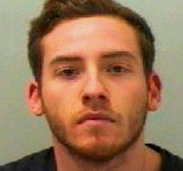 美女被强奸后，冷静与嫌疑人交谈并记录真相收集证据