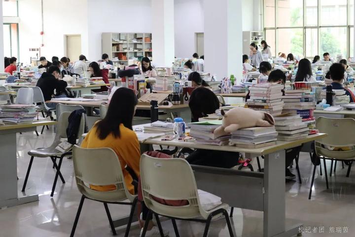 考研应届生有哪些建议,研究生导师告诉你怎样考研