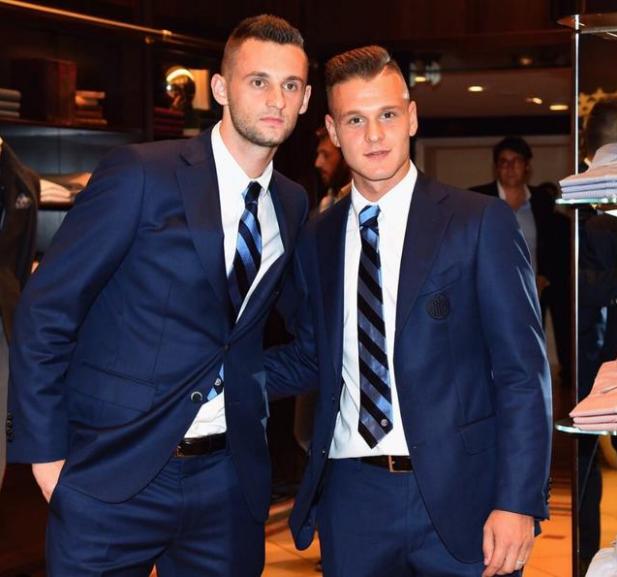 国际米兰官宣：与迪马科续约至2026年，一位真正的蓝黑人