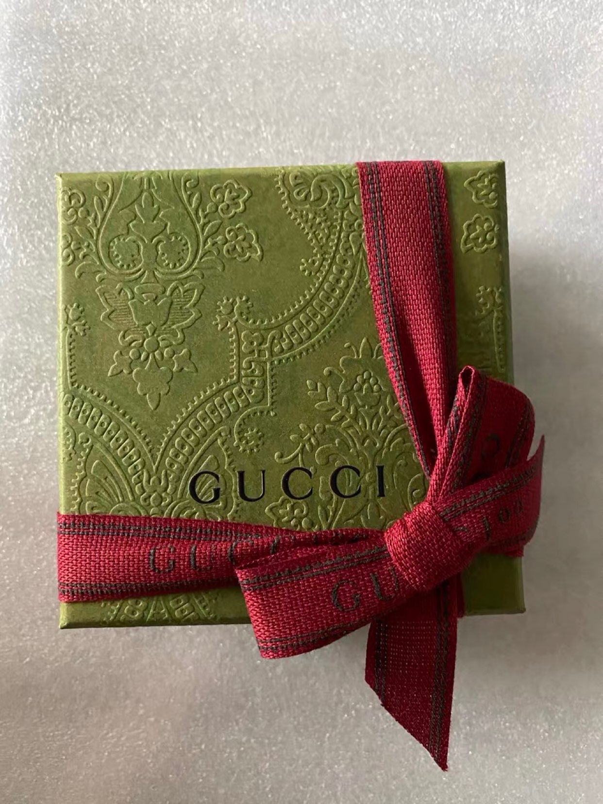 肖战gucci断货,肖战同款断货鞋子