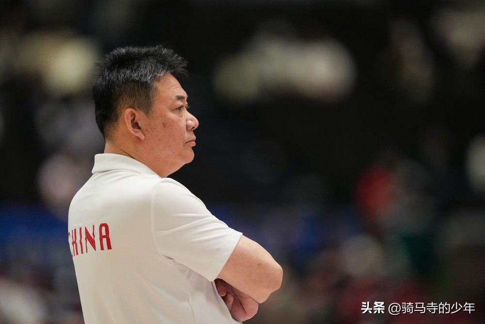 李盈莹评朱婷17分视频,朱婷轰下15分疯狂拦网防懵对手