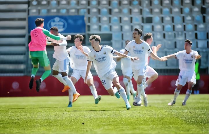 马塞洛让人惊讶瞬间,日本球员惊呆马塞洛