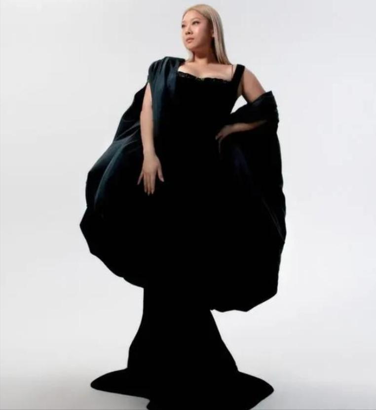 郑欣宜穿大码裙减肥,郑欣宜大秀身材