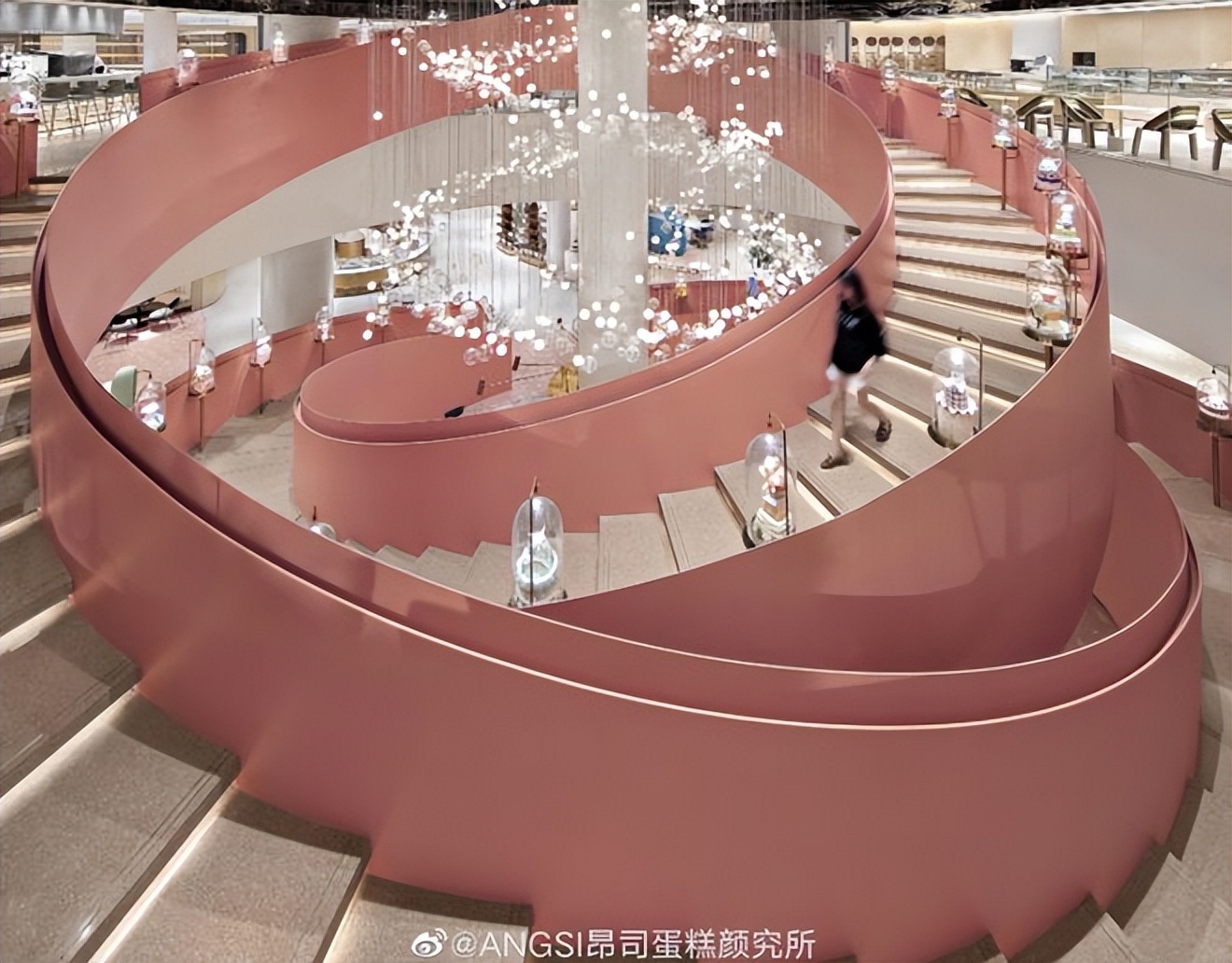 十大暴利蛋糕店,深圳投资过亿网红蛋糕店