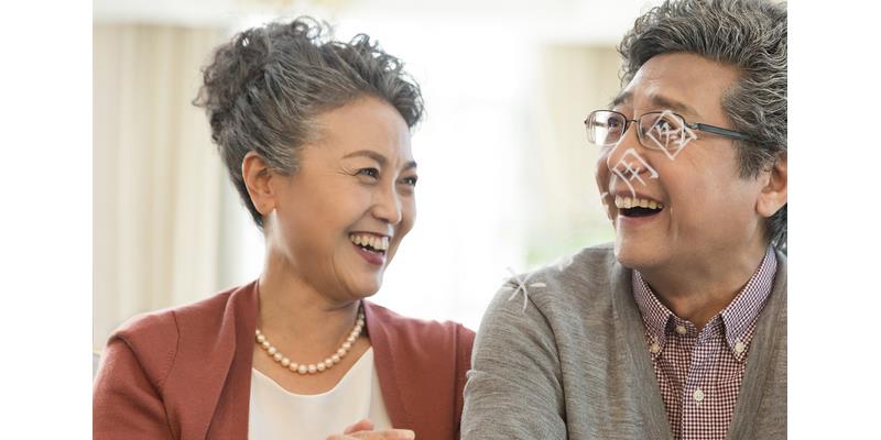 热心小伙半夜给邻居修水龙头,24岁小伙水龙头坏了