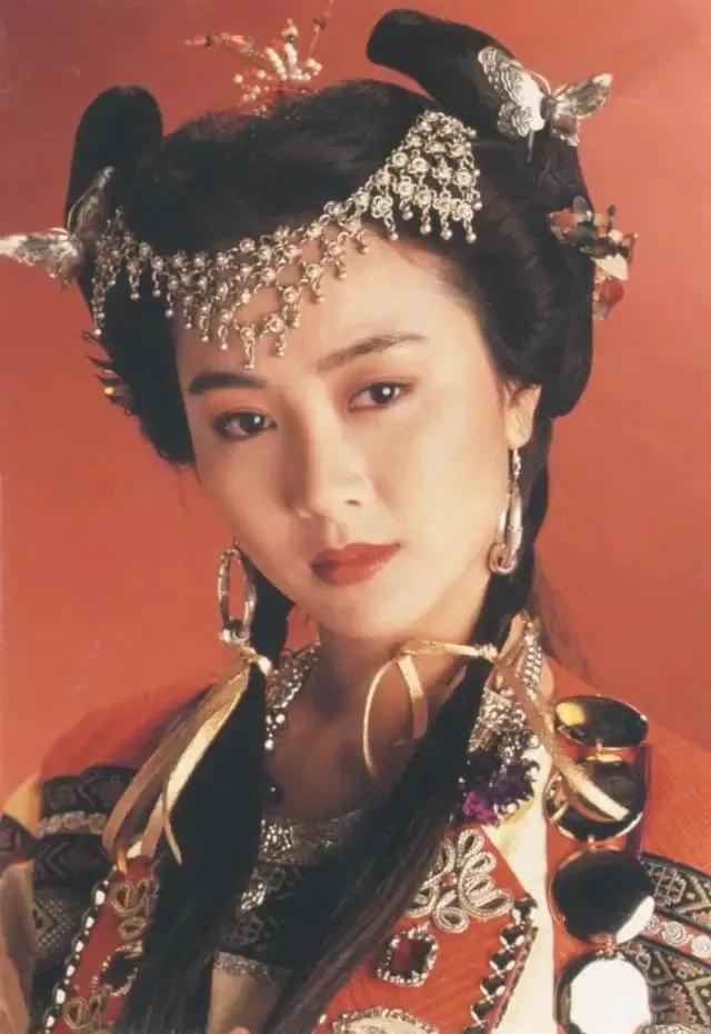 至今未嫁8位大龄女港星,至今十大未婚大龄男港星