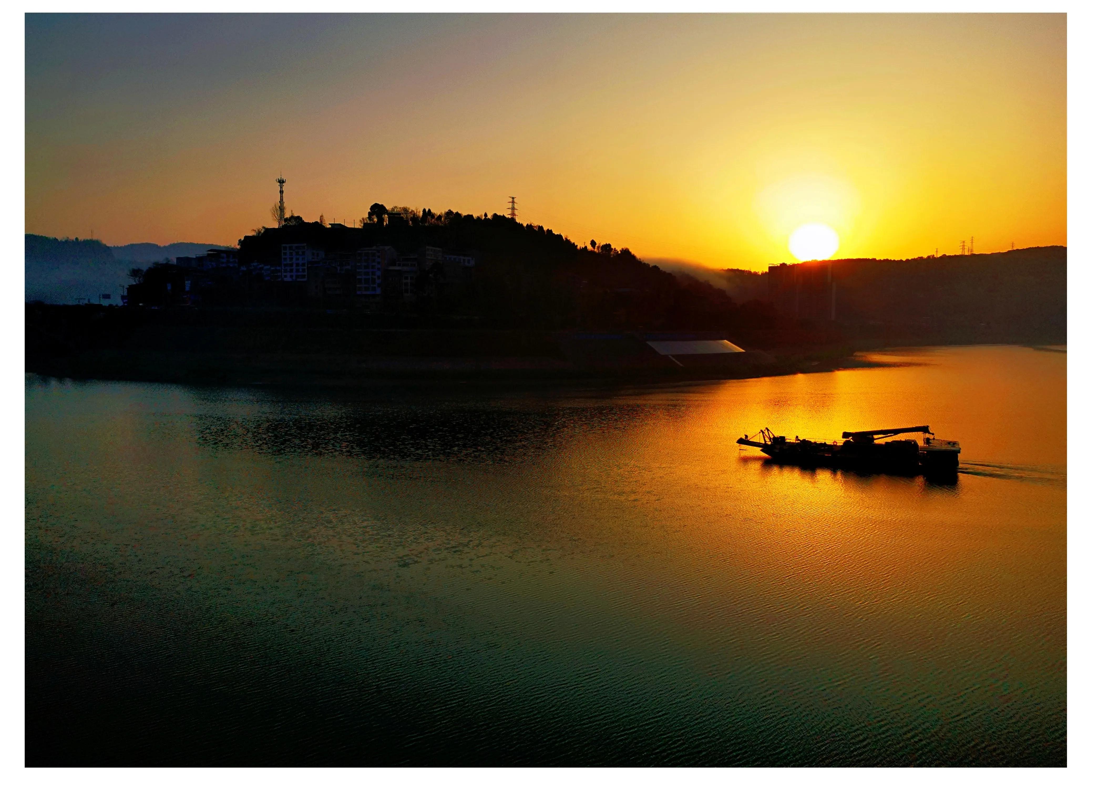 「条友分享」重新安装QQ和微信，释放你的手机存储空间