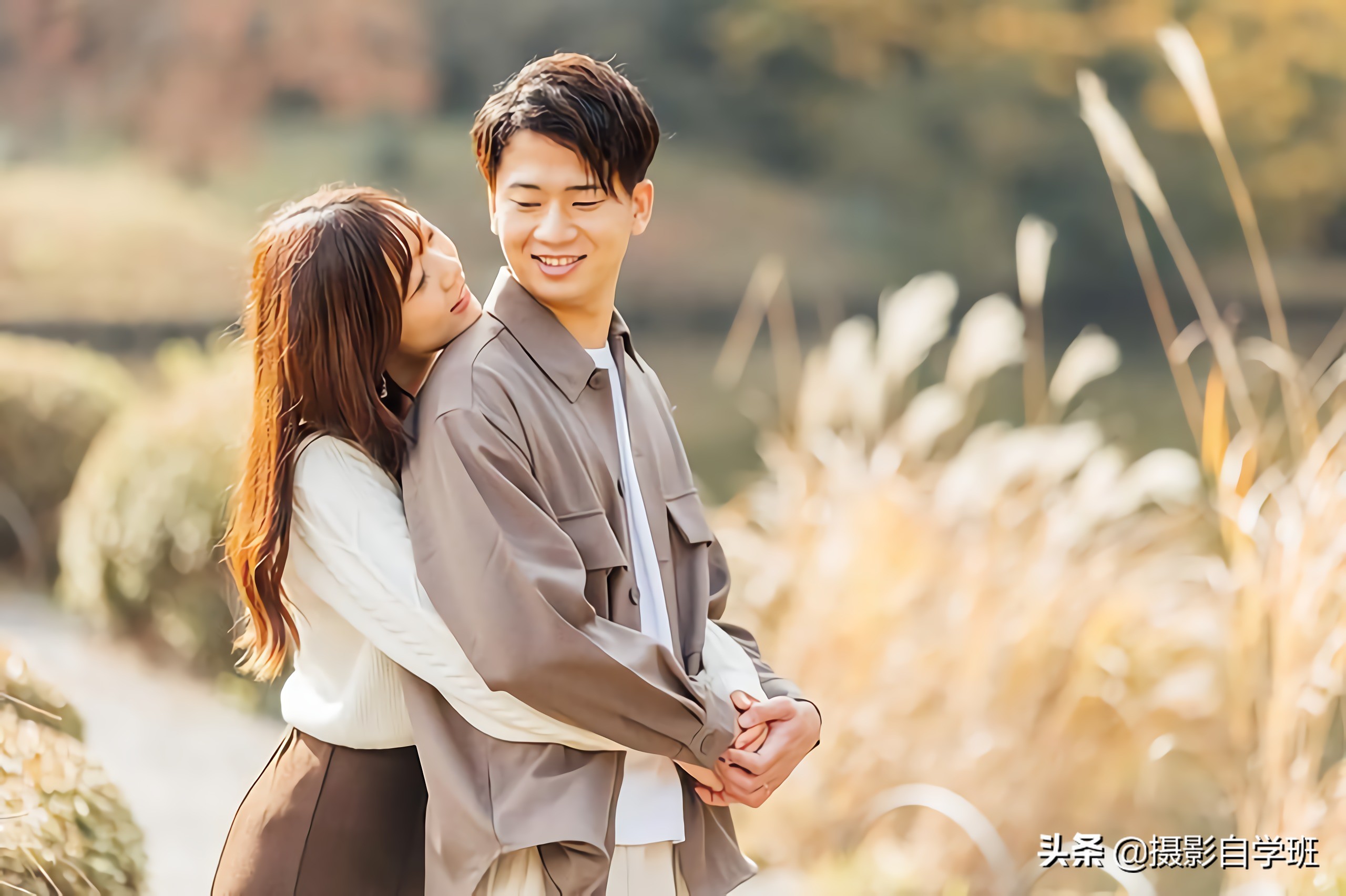 夫妻拍照姿势怎么拍好看,情侣拍照姿势大全教你拍出好照片