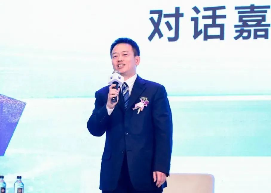 技术为矛，品牌为盾，这家眼科机构引领“近视赛道”