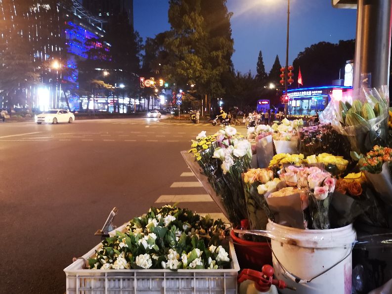 南京的美食有哪些,南京的美食都深深藏在各条小巷子