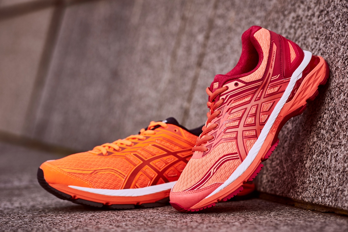 asics最新顶级跑鞋,asics跑鞋系列最新款