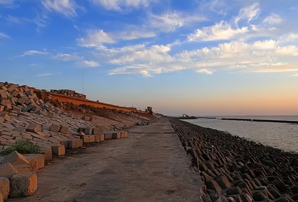 涓夊ⅸ浜岄儙,涓夊ⅸ闀囦笁澧╂潙