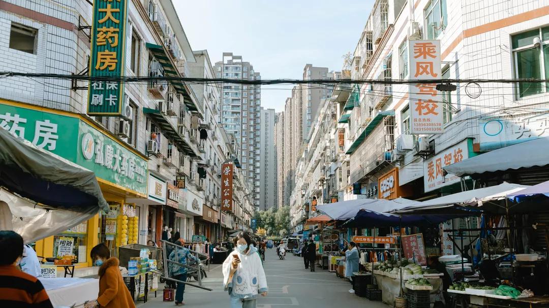 成都伏龙小区伏龙一街,土味城中村