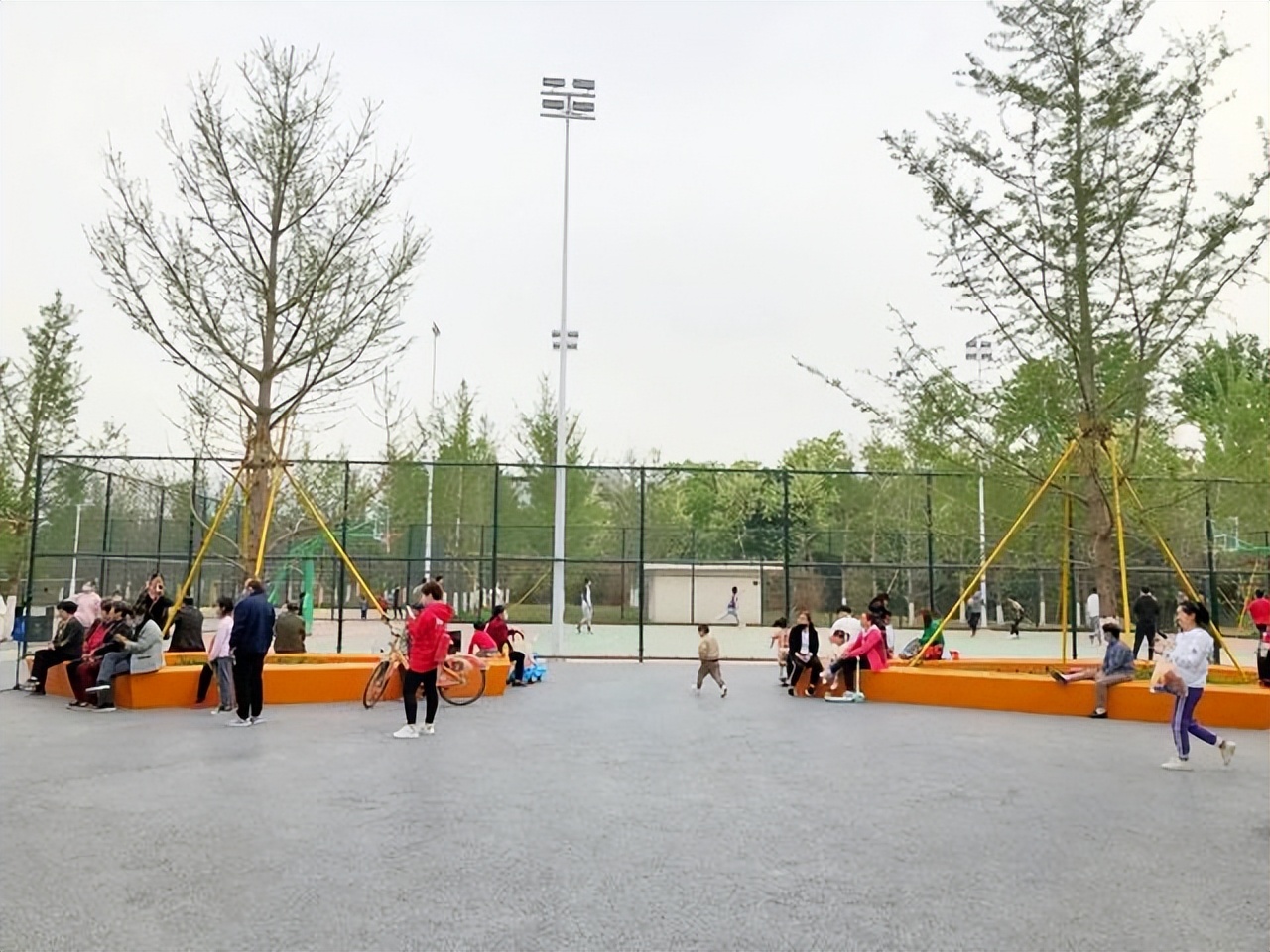 西安室内游乐场儿童探险,西安有儿童玩耍的公园