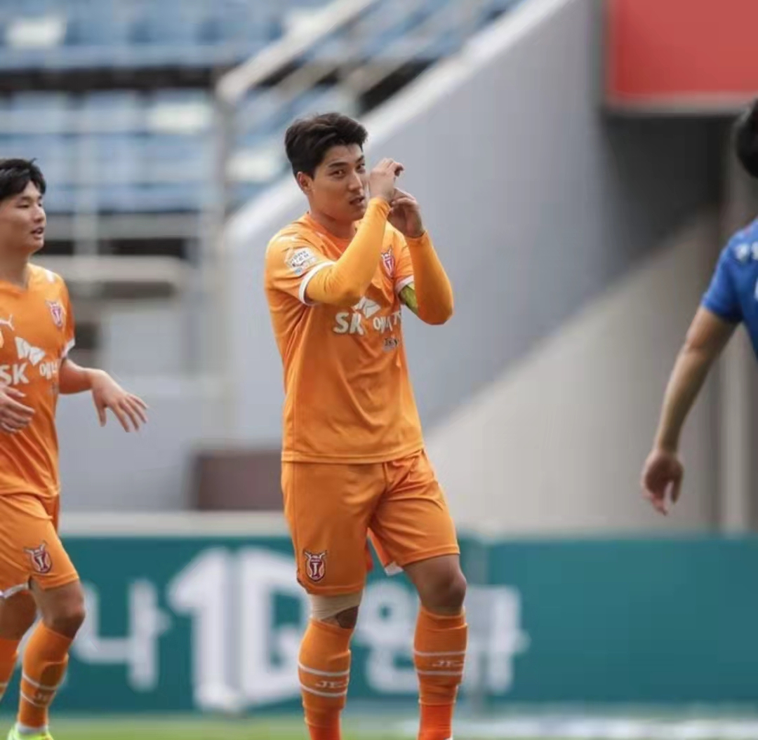 鲁能韩国外援孙准浩,鲁能韩国队员孙准浩现在怎样