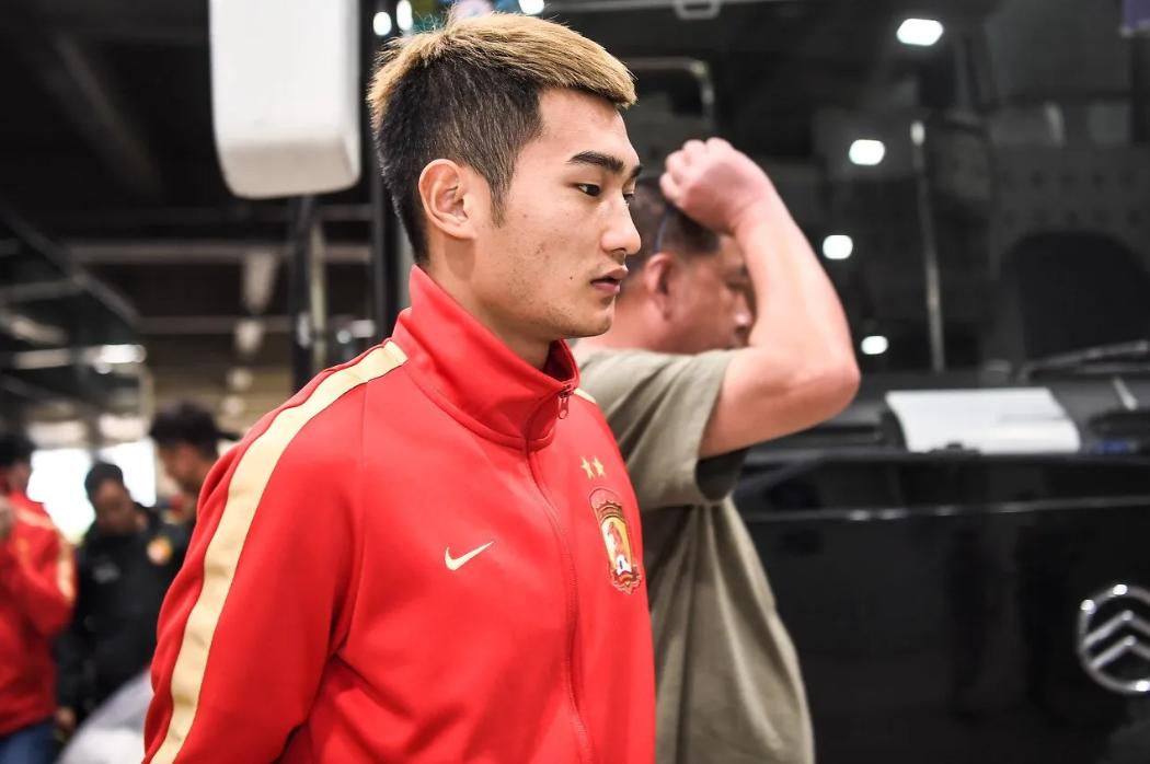 国足获得过世界冠军,国足赢得世界的尊重