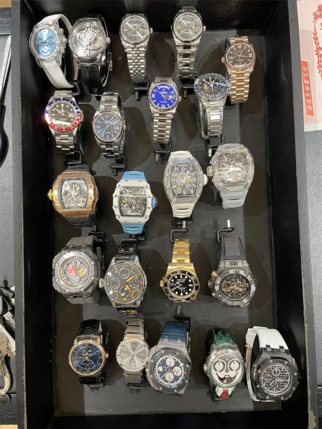 理查德米勒的事情,深圳海关查获百达翡丽表