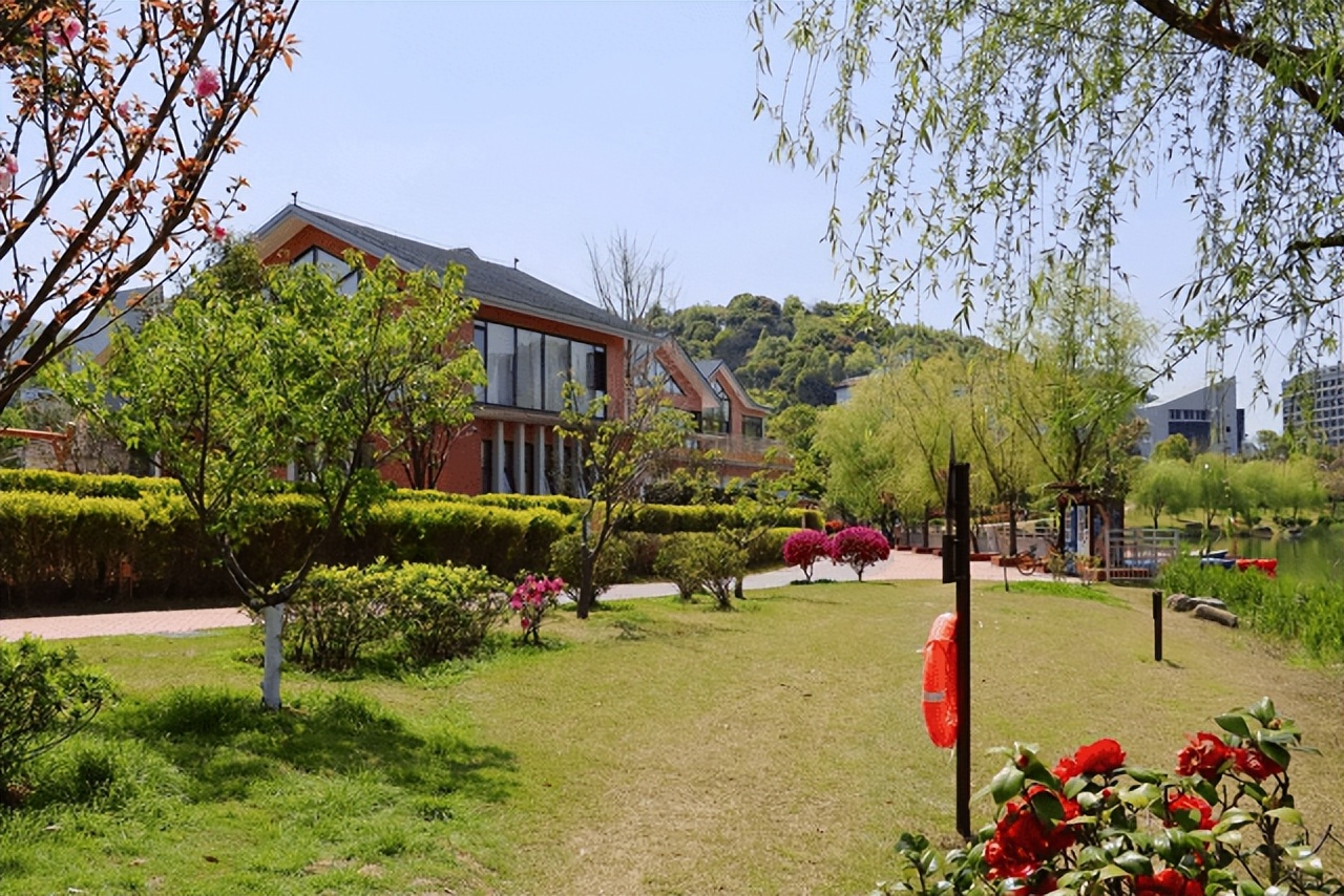 彼一米国际森林儿童学院长沙学费,长沙彼一米幼儿园怎么样