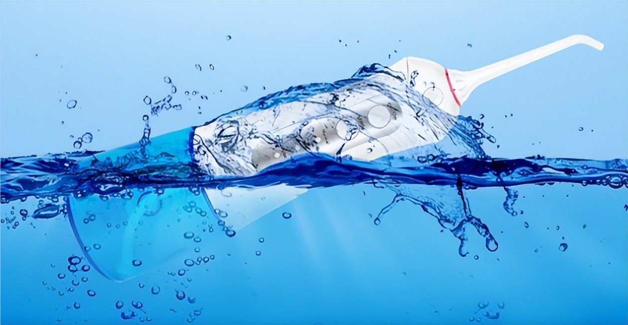 牙齿松动适合用冲牙器吗,冲牙器适合牙齿已经松动的人吗