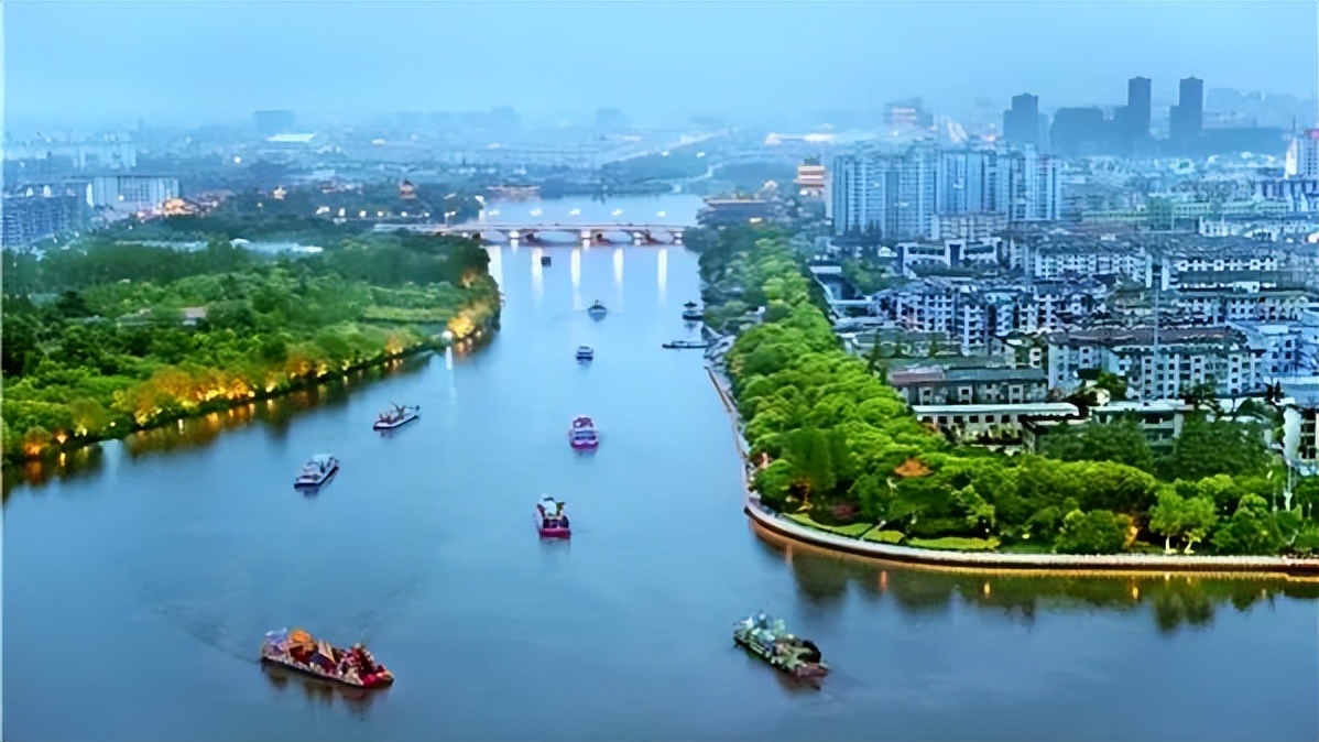 “幸福”泰州VS“烟火气”淄博，论综合实力，谁更胜一筹？