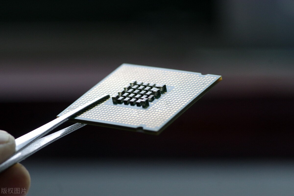 华为asml什么时候出,asml能代替华为吗