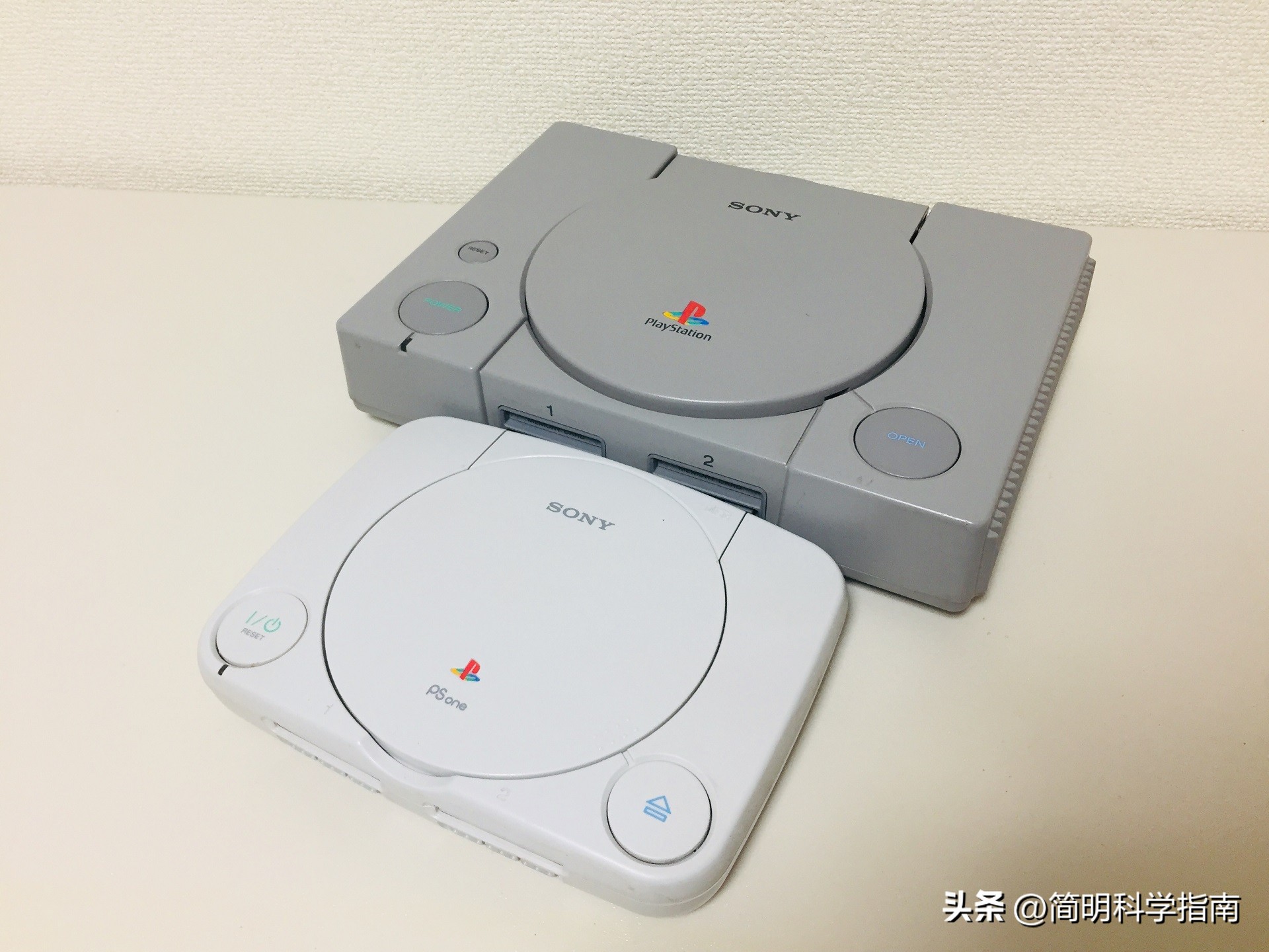 ps5游戏机2021该不该买,ps5游戏机slim跟pro有啥区别