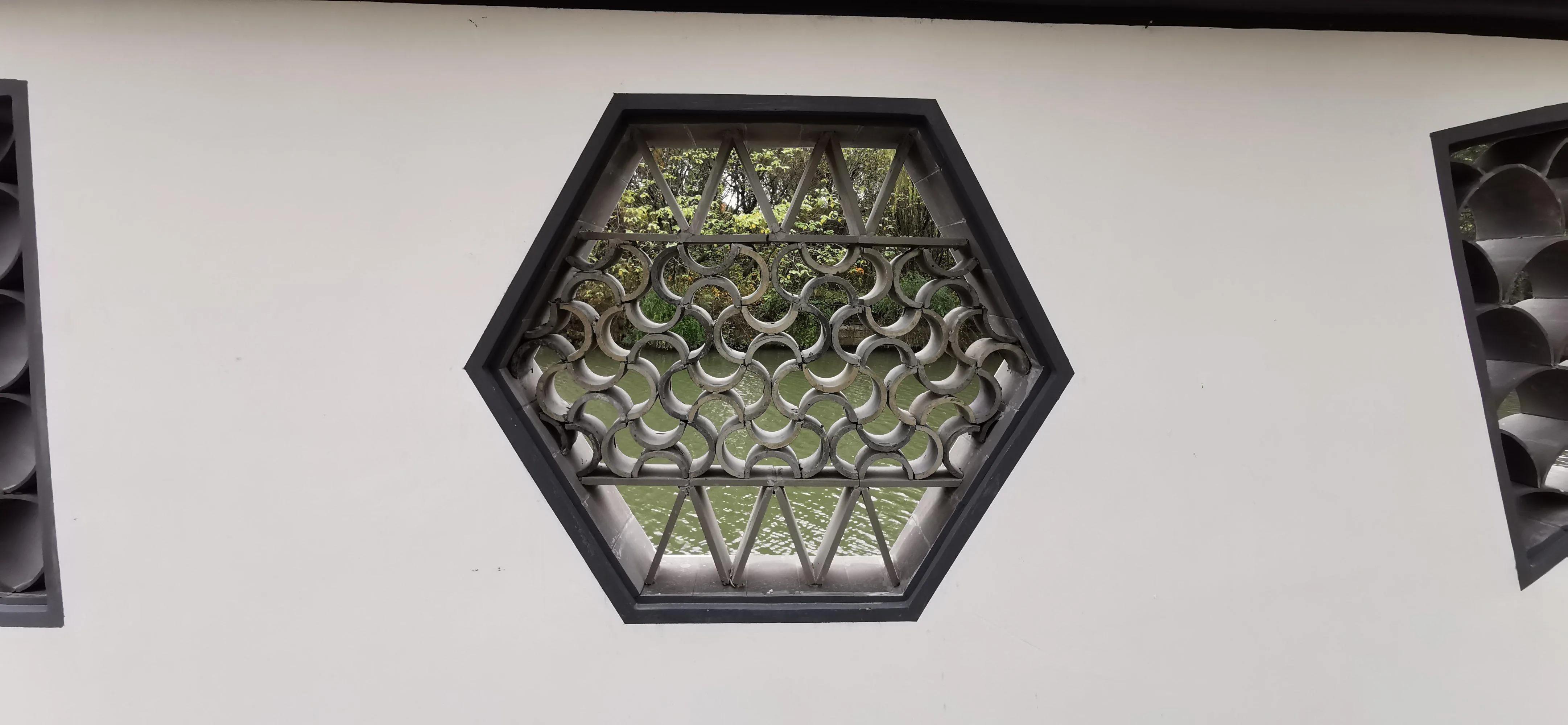 化腐朽为神奇的古诗词,绍兴古城东湖