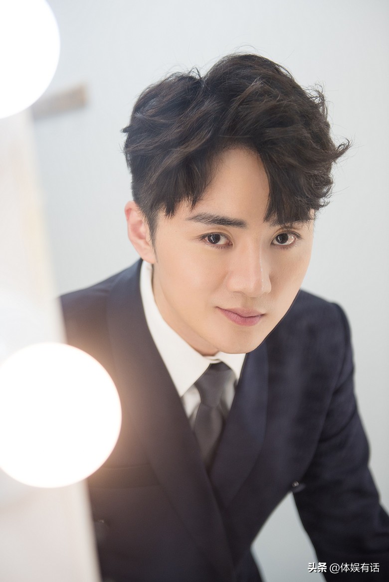 盘点6个红不起来的男明星,红得一塌糊涂的4位明星