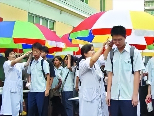 老照片的回忆1972,回忆三十年前高考老照片